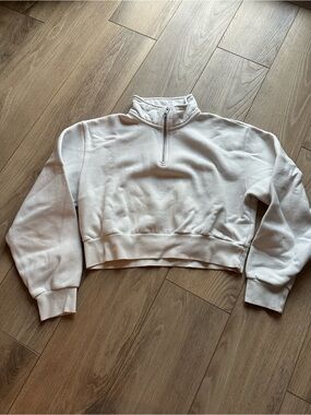 Aritzia TNA Cozy AF Cropped Quarter Zip Sweatshirt in size S